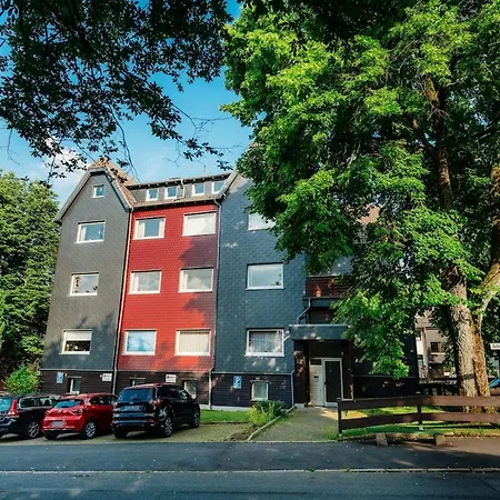 アパート Schuetzenchalet Junior Mit Sauna Und Grill ブラウンラーゲ